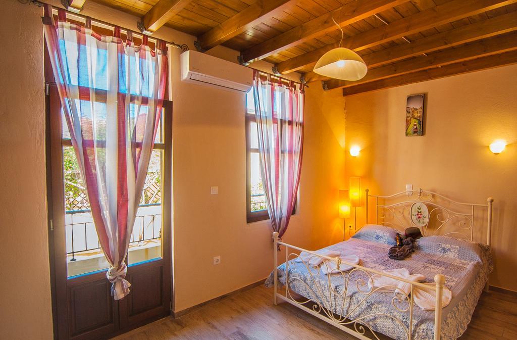 Asikiko Suites ريثيمنو الغرفة الصورة